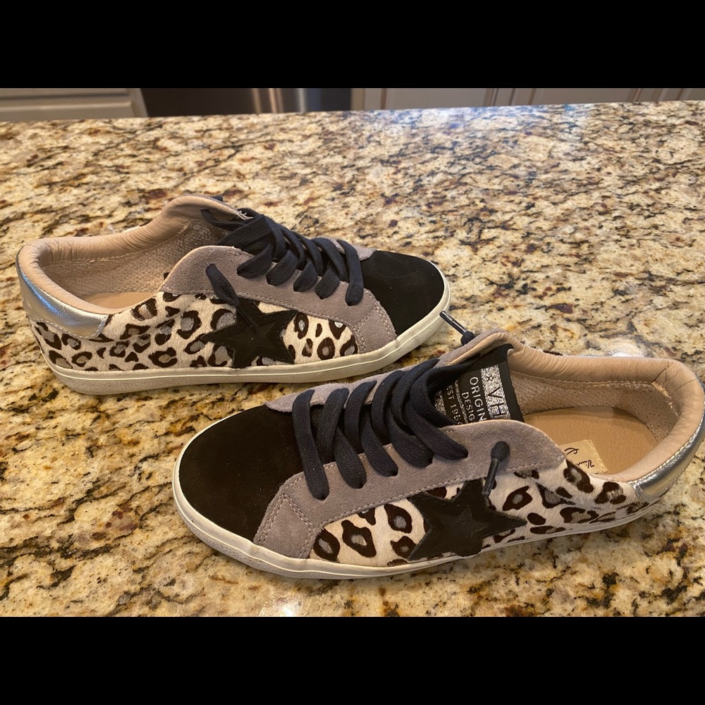 Women’s Vintage Havana Leopard Low-tops